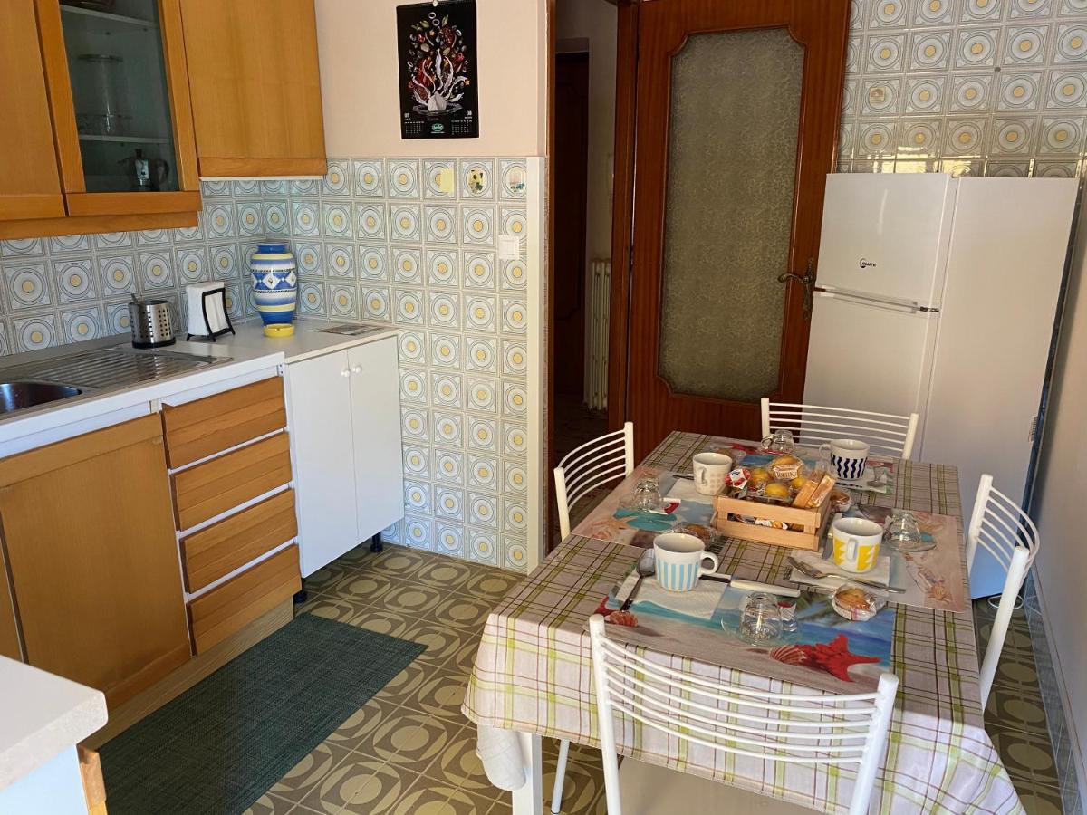 Casa Vacanze La Pergola Ітрі Екстер'єр фото